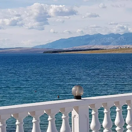 Dado Apartment