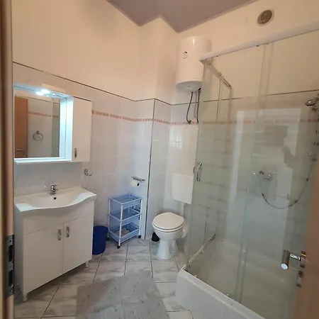 Dado Apartment *