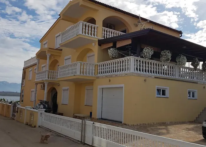 Dado Апартаменты Вир