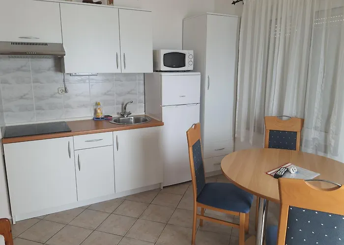 Апартаменты Dado Вир