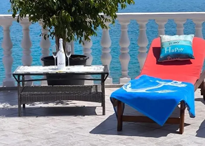 Dado Апартаменты *